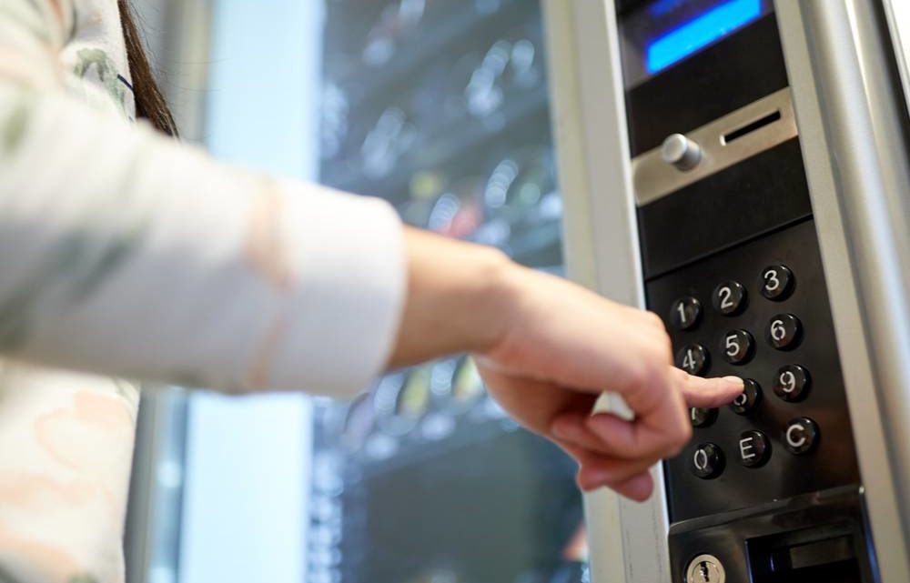 3 Reasons to Consider Installing a Vending Machine