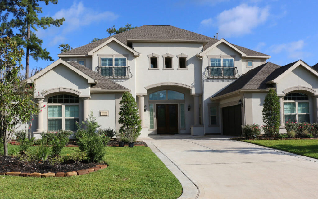 4 Reasons Why Painting Stucco is a Good Idea in 2020
