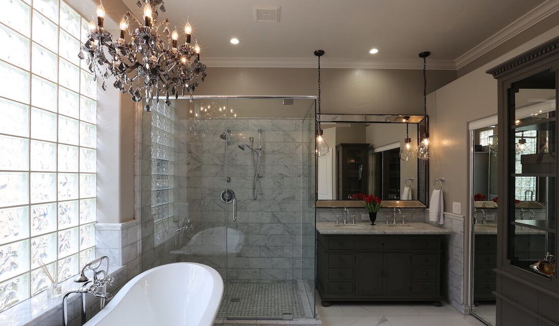 5 Cheap Bathroom Remodeling Ideas For Those On a Budget in 2020