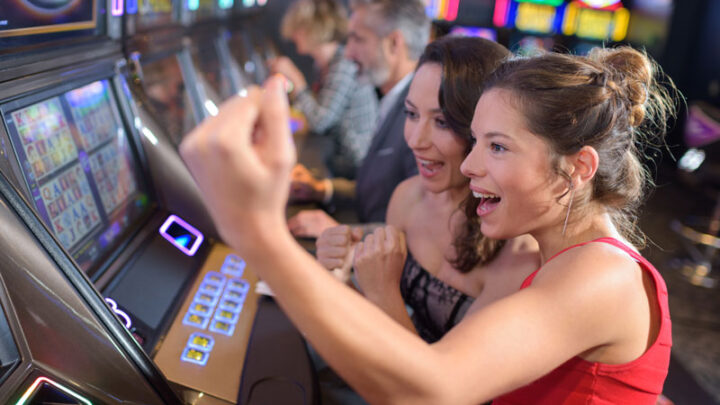 Helpful Tips For Playing Slot Machines – 2020 Guide