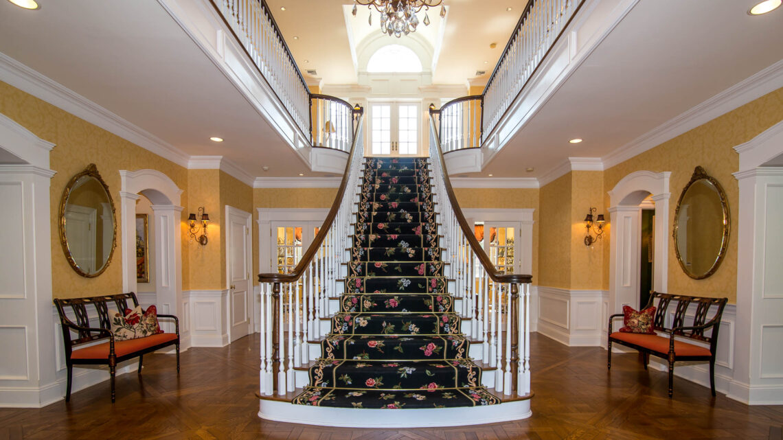 How To Upgrade Your Luxury Home Foyer