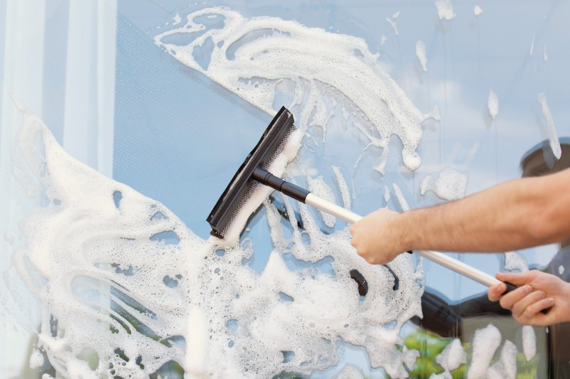 How Much Does it Cost to Have Windows Professionally Cleaned?