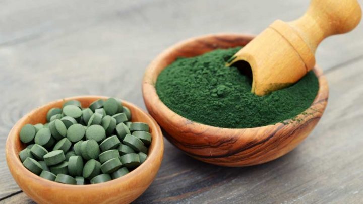 5 Best Benefits of Spirulina For Skin, Hair, And Health