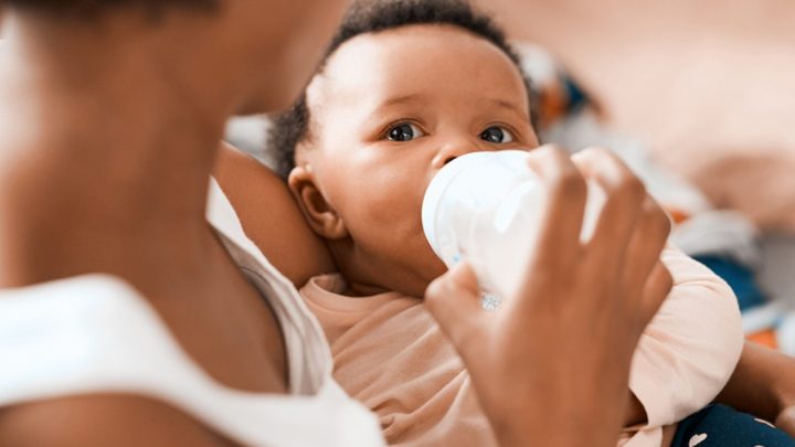 How Much and How Often to Feed Your Baby With Milk Formula
